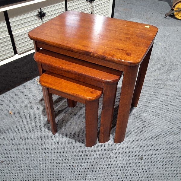 Lot 249 - NEST OF TABLES