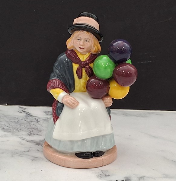Lot 1693 - ROYAL DOULTON FIGURE