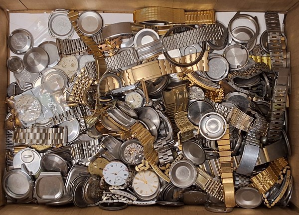 Lot 1587 - WATCH PARTS
