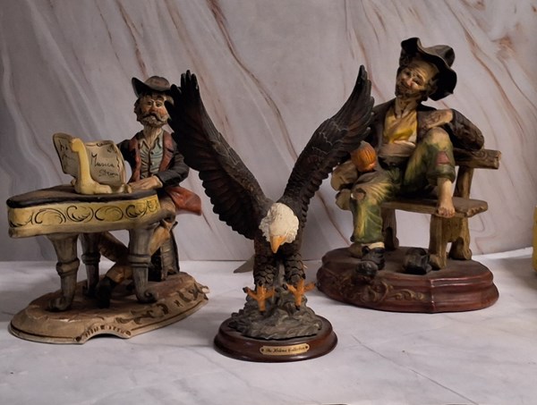 Lot 1398 - COLLECTABLE FIGURES