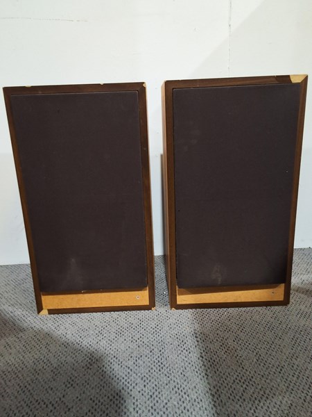 Lot 410 - STEREO SPEAKERS