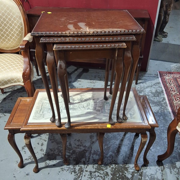 Lot 250 - NEST OF TABLES