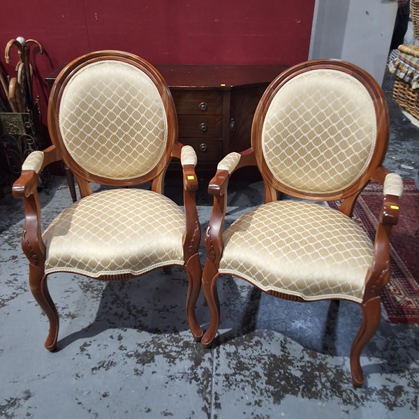 Lot 108 - CHAIRS