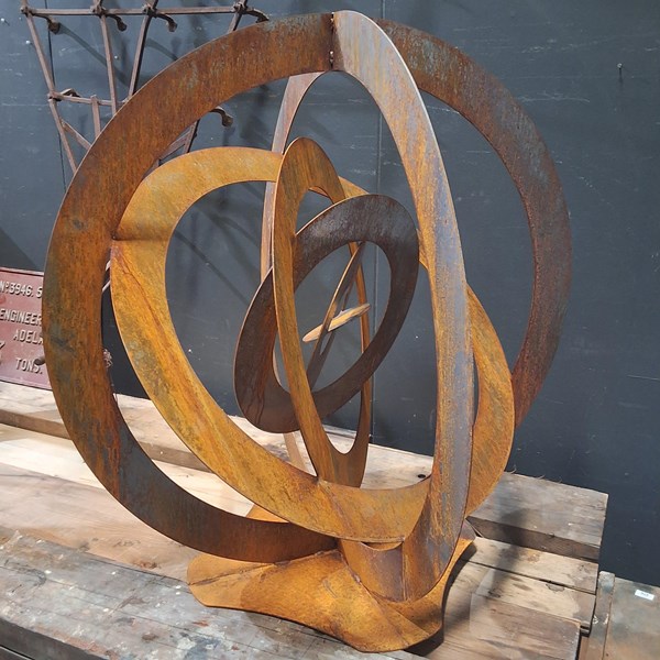 Lot 586 - GARDEN SCULPTURE