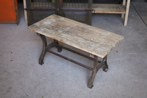 Lot 13 - BENCH