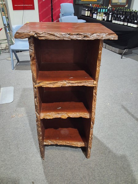 Lot 1 - BOOKSHELF