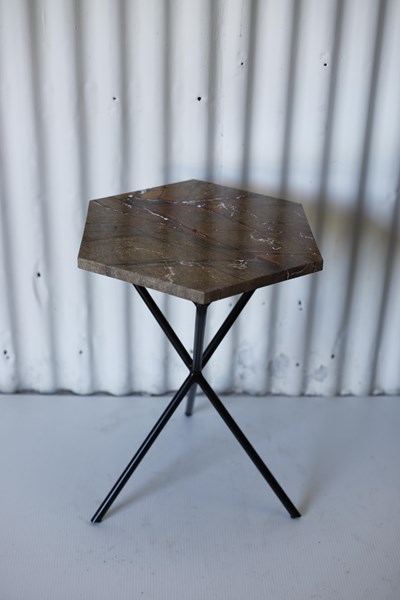 Lot 90 - SIDE TABLE