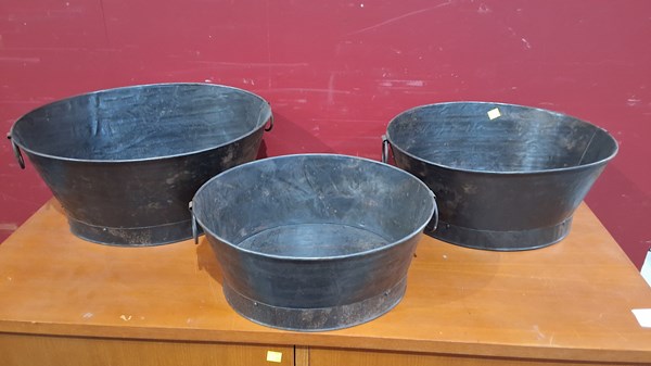 Lot 73 - TUBS