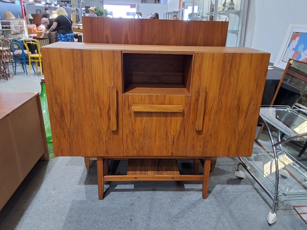 Lot 432 - HIGHBOARD