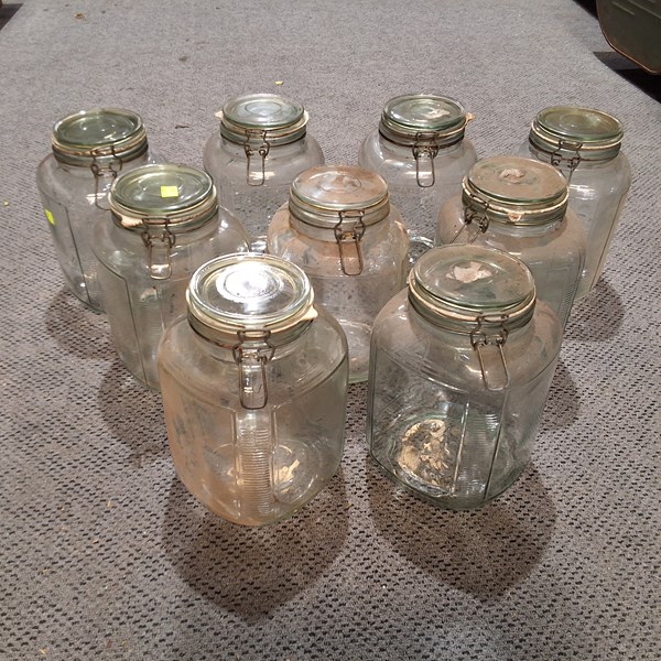 Lot 318 - PICKLING JARS