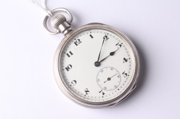 Lot 1064 - POCKET WATCH