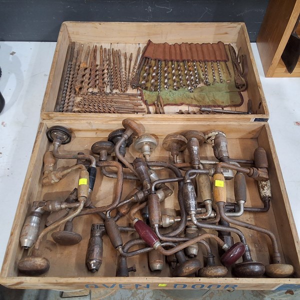 Lot 334 - VINTAGE BITS AND BRACES