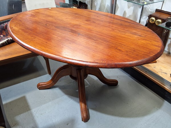 Lot 331 - TILT TOP TABLE