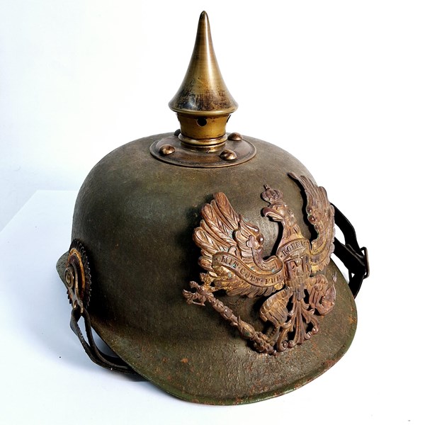 Lot 1299 - HELMET