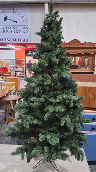 Lot 1 - CHRISTMAS TREE