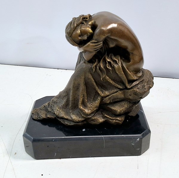 Lot 1016 - BRONZE STUDY