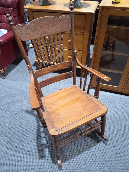 Lot 411 - ROCKING CHAIR