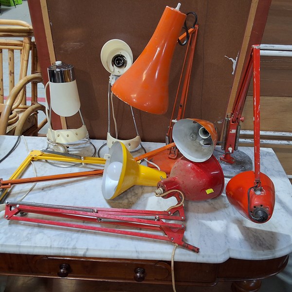 Lot 496 - OFFICE LAMPS