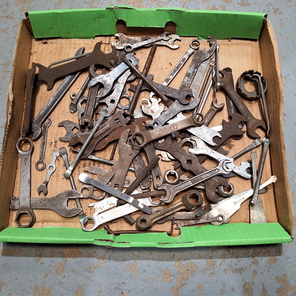 Lot 351 - SPANNERS