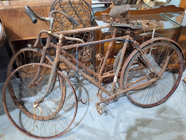 Lot 359 - BICYCLES