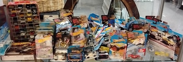 Lot 1159 - TOY CARS