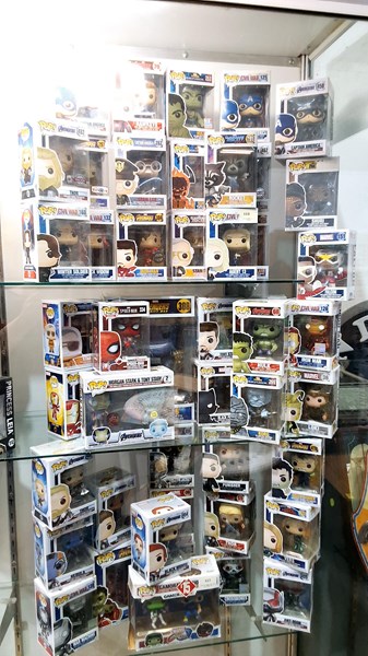 Lot 1490 - FUNKO POPS