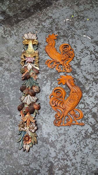 Lot 107 - WALL HANGINGS