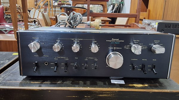 Lot 449 - STEREO AMPLIFIER