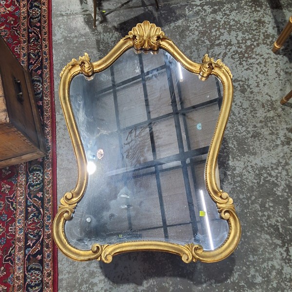 Lot 198 - MIRROR