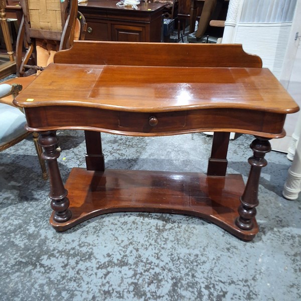 Lot 21 - HALL TABLE