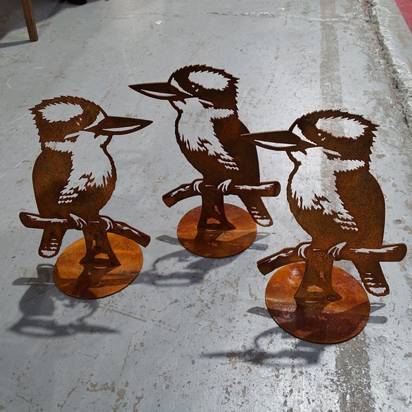 Lot 498 - GARDEN ORNAMENTS