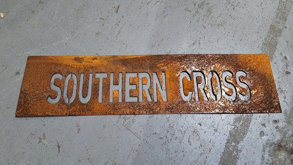 Lot 592 - SHED SIGN