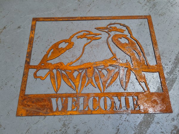 Lot 597 - ENTRANCE SIGN