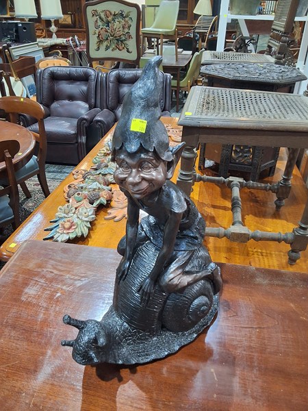 Lot 103 - GARDEN STATUE