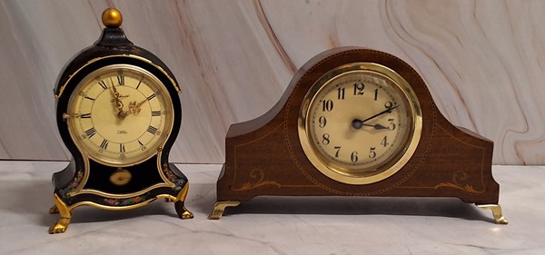 Lot 1236 - CLOCKS