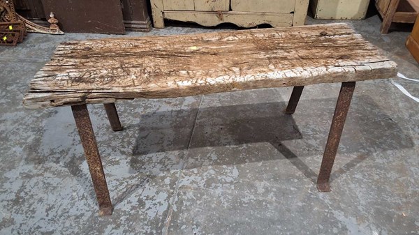 Lot 465 - TIMBER FORM