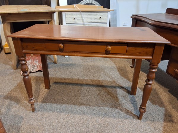 Lot 124 - HALL TABLE