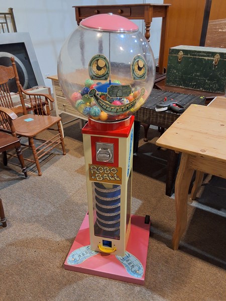 Lot 283 - COIN OPERATED TOY DISPENSER