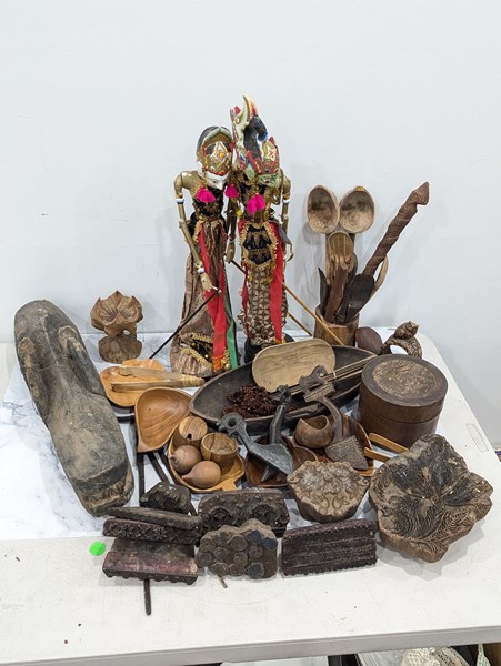 Lot 1384 - SOUTH EAST ASIAN COLLECTABLES