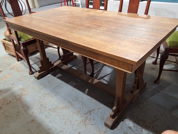 Lot 378 - DINING TABLE
