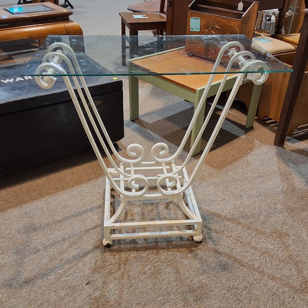 Lot 456 - CONSOLE TABLE