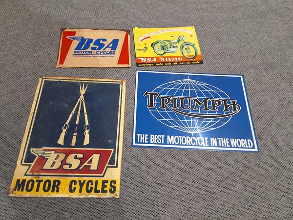 Lot 88 - SIGNS
