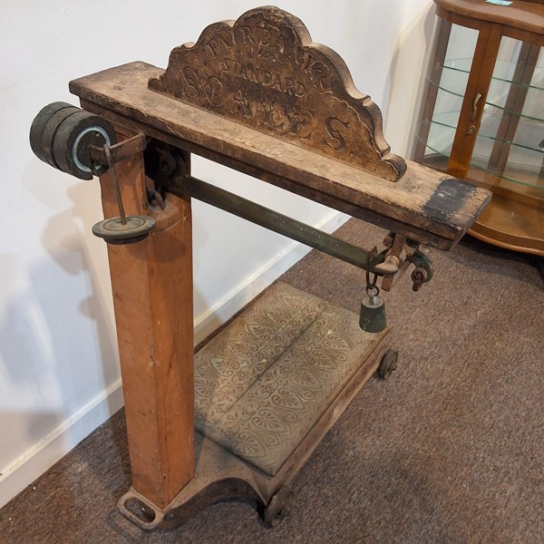Lot 623 - INDUSTRIAL SCALES