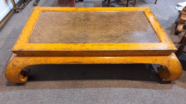 Lot 247 - OPIUM TABLE
