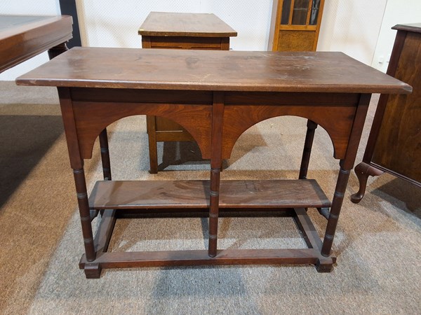 Lot 78 - CONSOLE TABLE