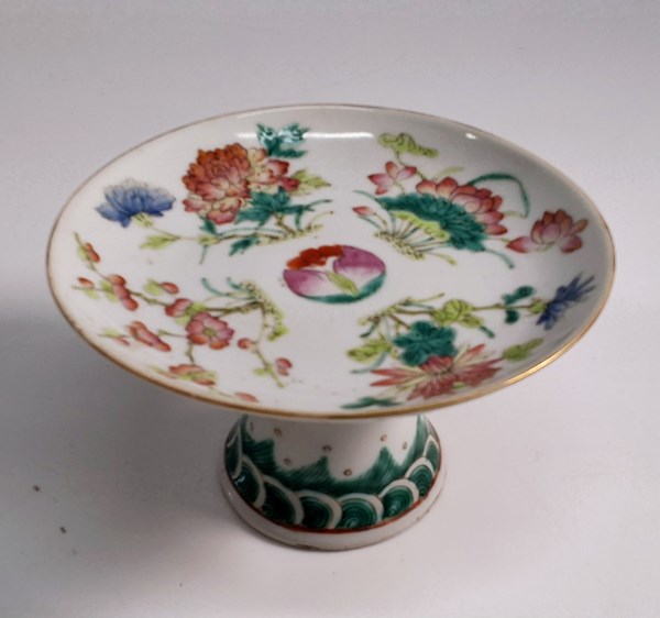 Lot 1262 - PEDESTAL DISH