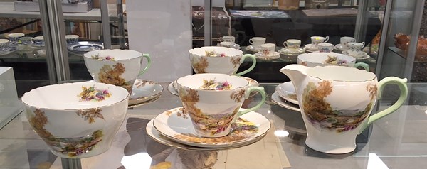 Lot 1287 - TEA SERVICE