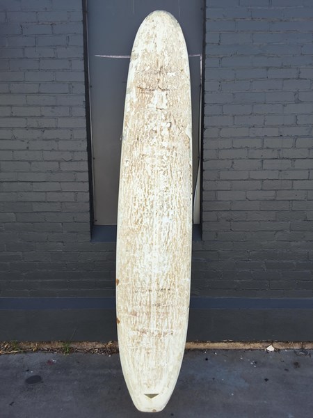 Lot 500 - SURFBOARD