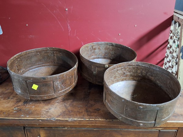 Lot 117 - RICE BOWLS