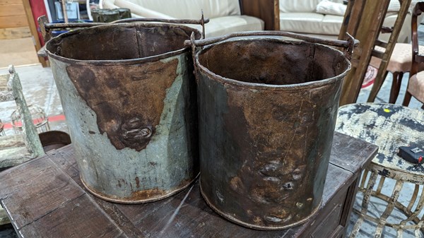 Lot 178 - BUCKETS